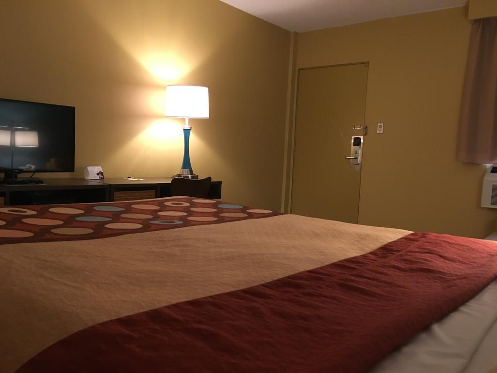 Super 8 By Wyndham Thunder Bay Exterior foto